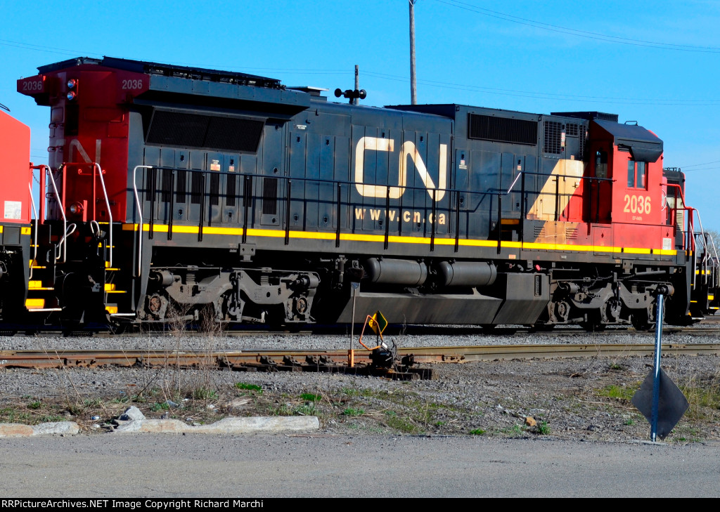 CN 2036